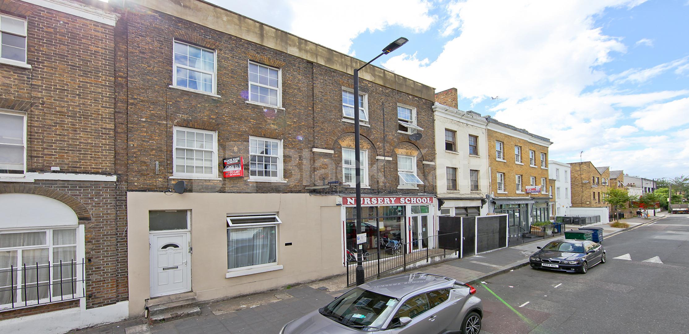 			NEW INSTRUCTION , 3 Bedroom, 1 bath, 1 reception Apartment			 Clapham Manor Street, Clapham High Street
